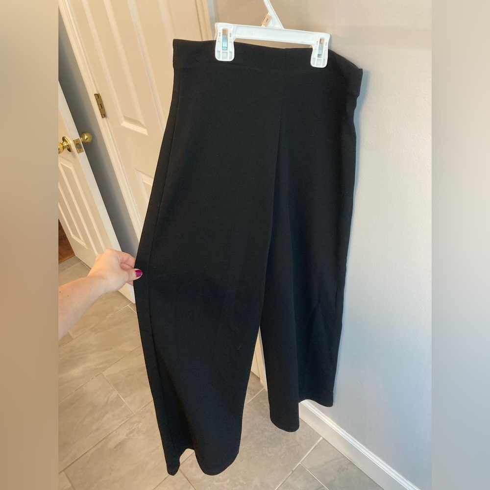 NWT Max Studio London Black Wide Leg Black Pull On Pants Size Small - Picture 3 of 5